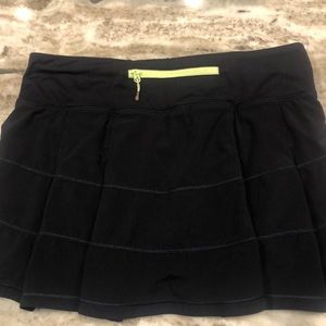 Dark midnight navy lululemon used skirt size 4